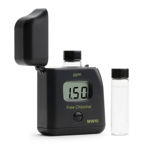 Milwaukee MW10 Digital photometer with sample, showing a reading of 1.5 ppm.