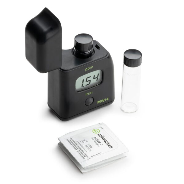 Milwaukee MW14 Iron photometer total kit showing a reading.