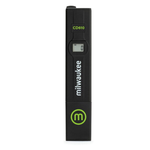 TDS meter designed for aquariums to analyze water samples.