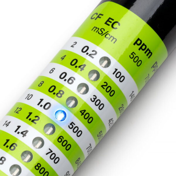 Milwaukee Instruments EC40 Nutrient stick readings are displayed on an easy to read graph bar with 20 LEDs.