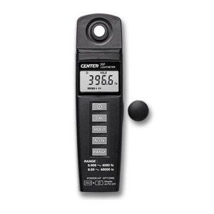 CENTER light meter C337 has auto ranging and Hold function.