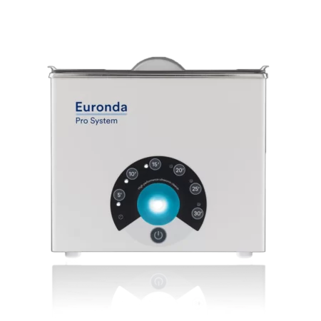 Eurosonic® 3D Digital ultrasonic tank featuring a constant operating temperature of 60°C and time adjustable to between 0 and 30 minutes